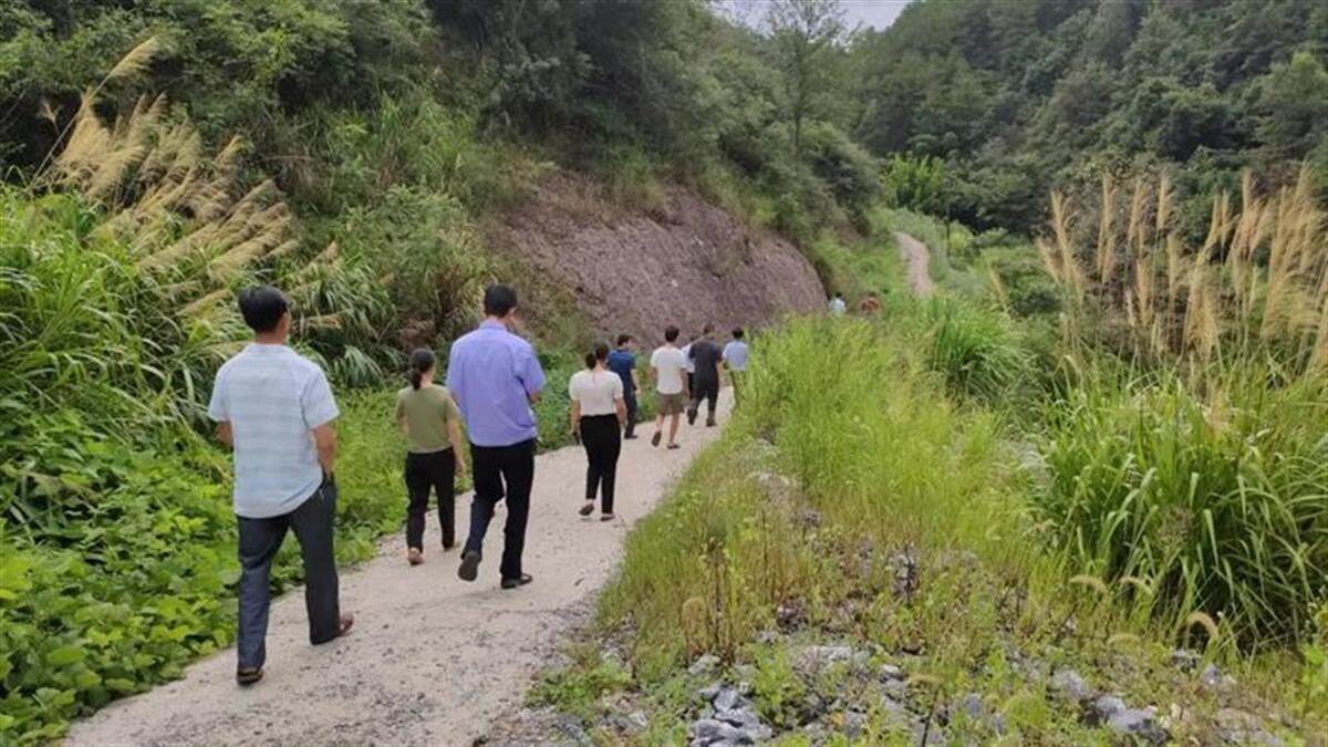 江西两学生溺亡父母被判全责,律师:法治精神的回归
